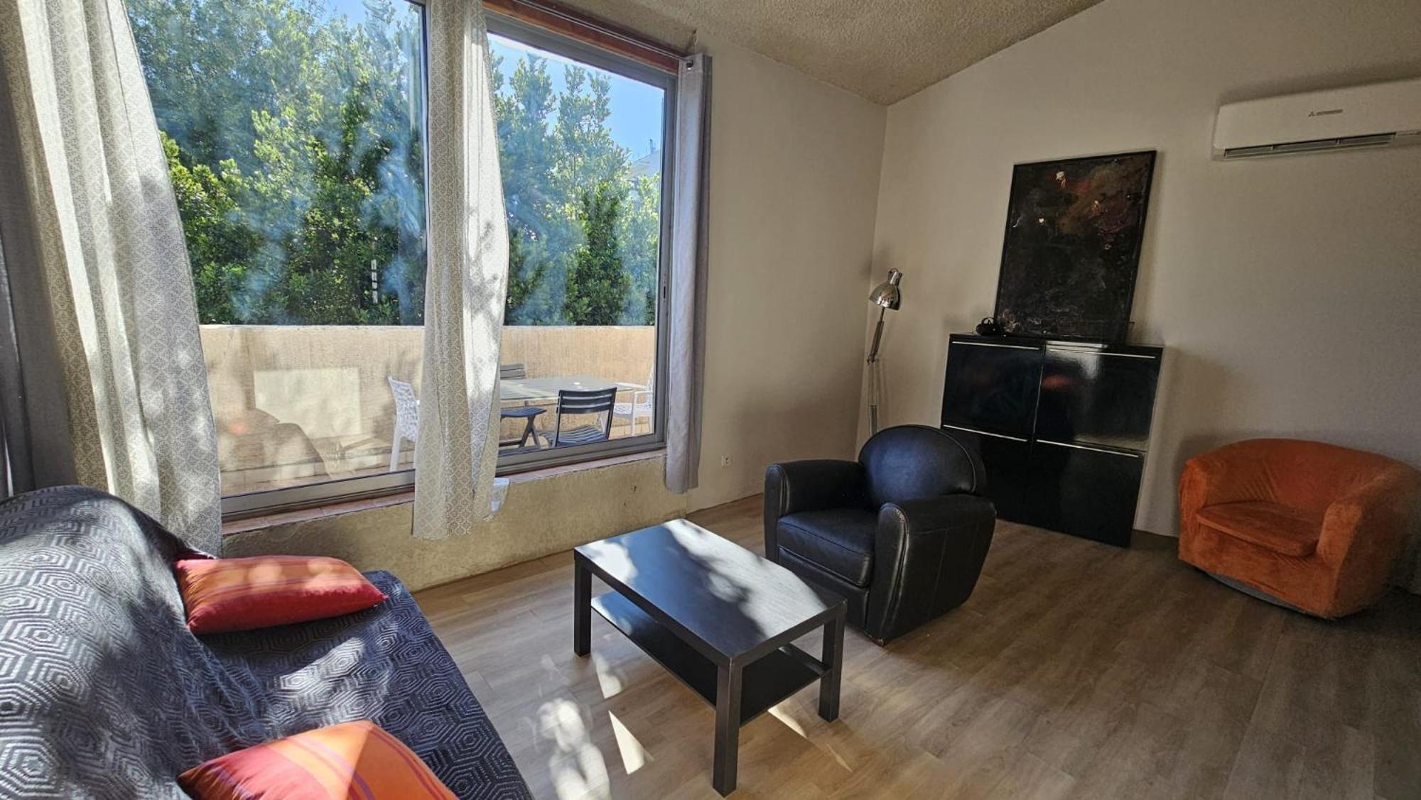 Apartment 2d *